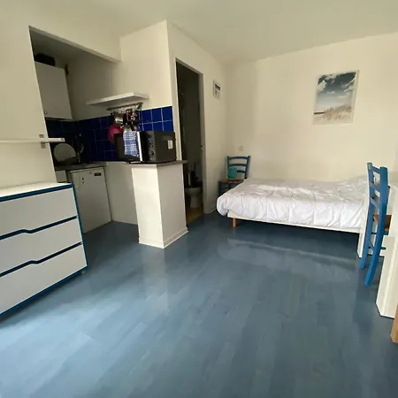 200m A Pied De La Apartment