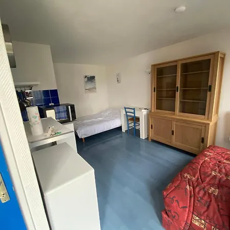 Apartment 200m A Pied De La *